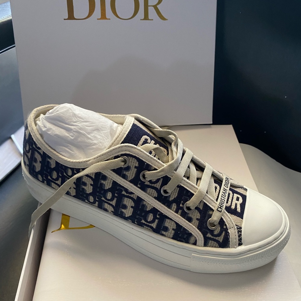 Dior sneakers brand new original packing
